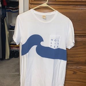 Men’s Hollister Short Sleeve Shirt